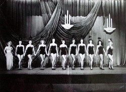 A Chorus Line nude photos