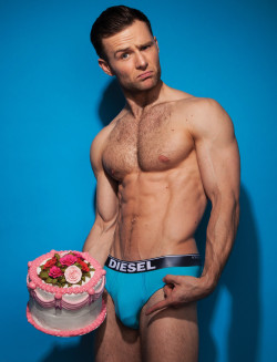 Harry judd shaved head-porn archive