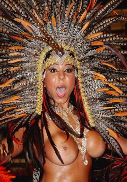 Renata Frisson (Mulher Melao) - Sexy Brasil Especial 2017 Junio (56 Fotos  HQ)Renata Frisson (Mulher Melao) desnuda en la revista Sexy Brasil Especial  2017 Junio. La mujer Melón, la funquera más SEXY