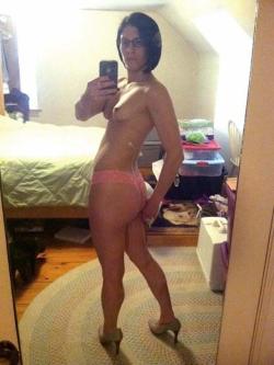Amateur Milf Nude Selfie