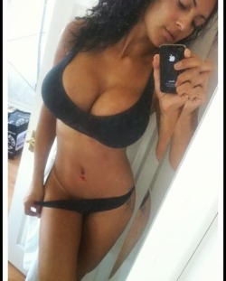 amateurblackselfies
